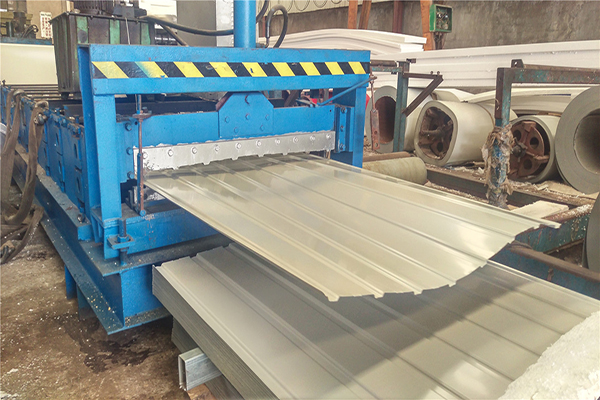 長(zhǎng)春彩鋼板加工專業(yè)知識(shí)講解什么樣的彩鋼板適合您呢？